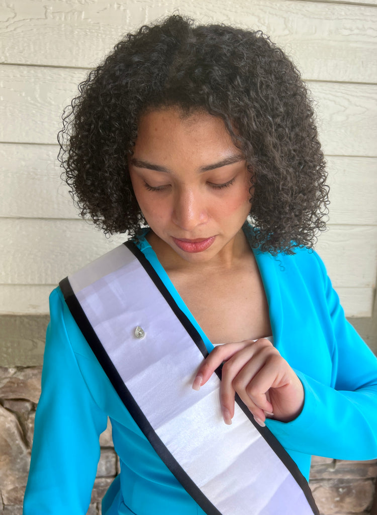 Petite Crystal Teardrop | Magnetic Brooch Pin