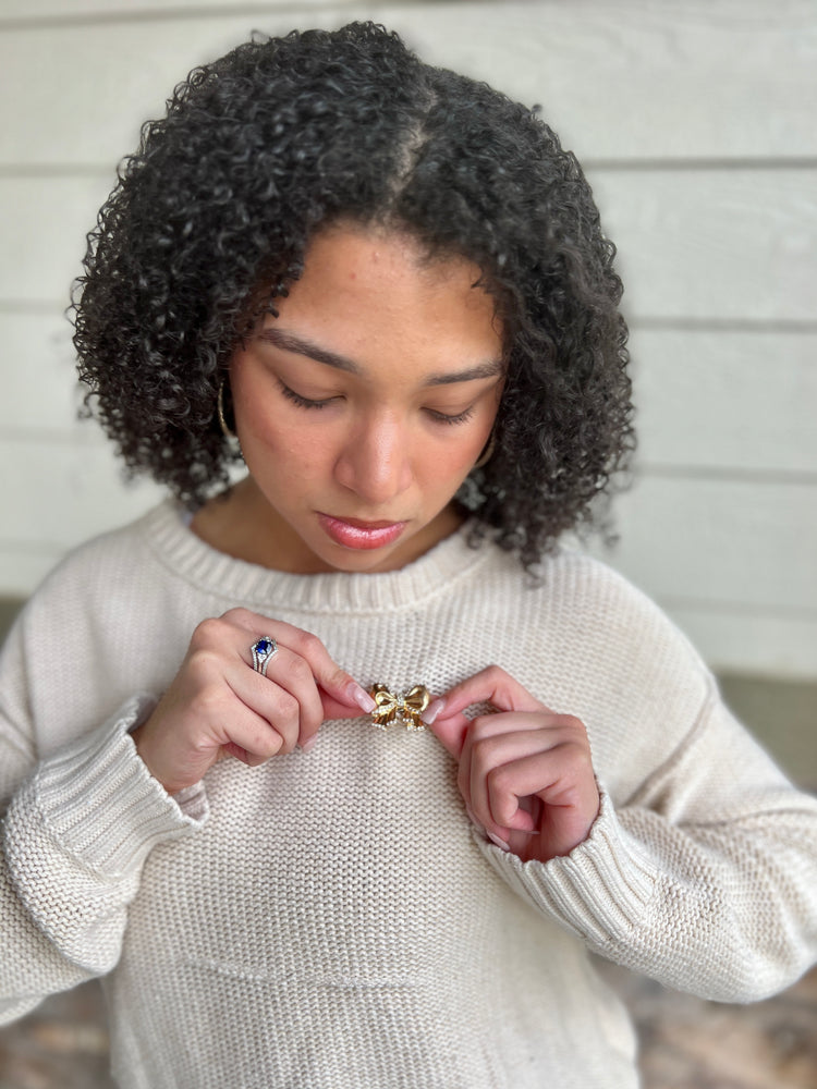 Petite Gold Bow | Magnetic Brooch Pin