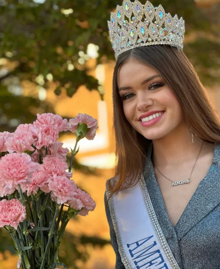 Custom Title Necklace