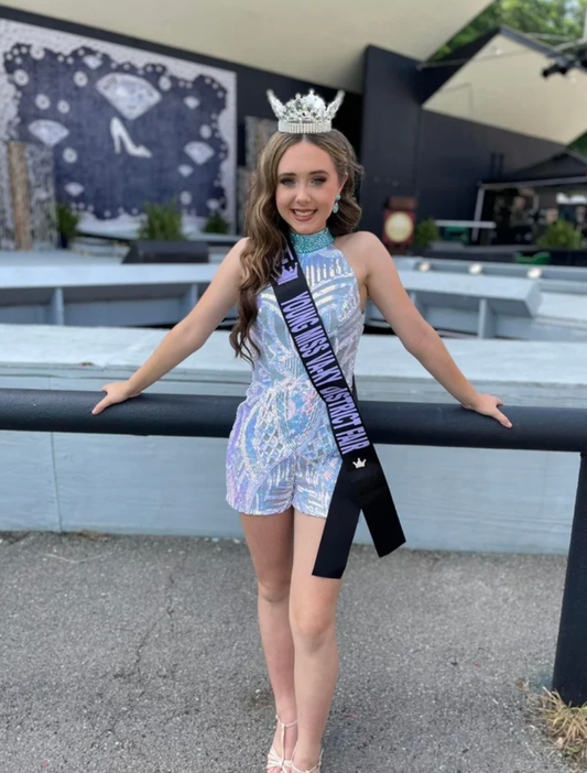 Trinity Crown | Magnetic Brooch Pin