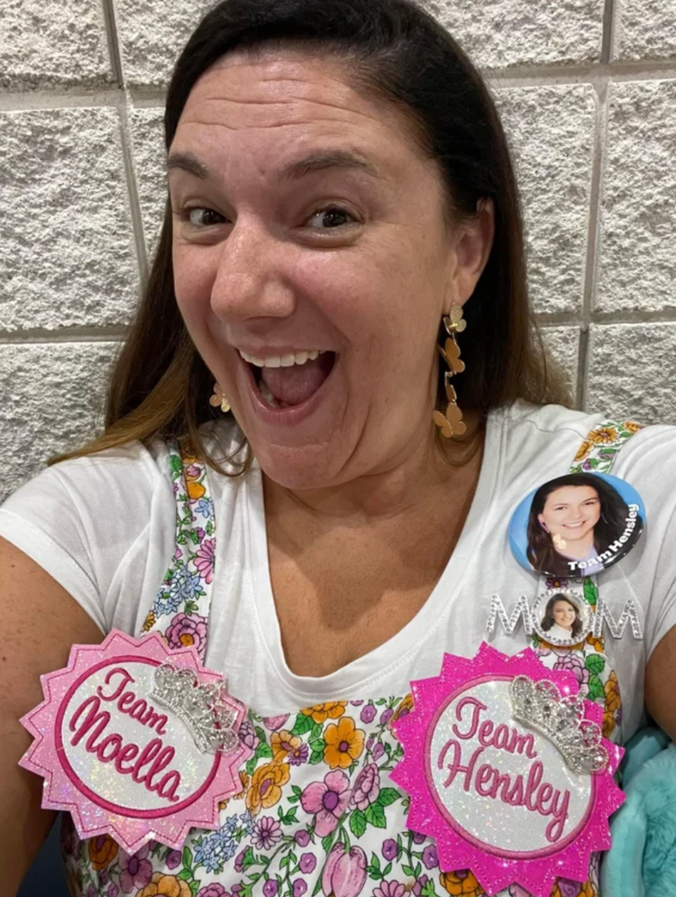 Mom Custom | Magnetic Brooch Pin