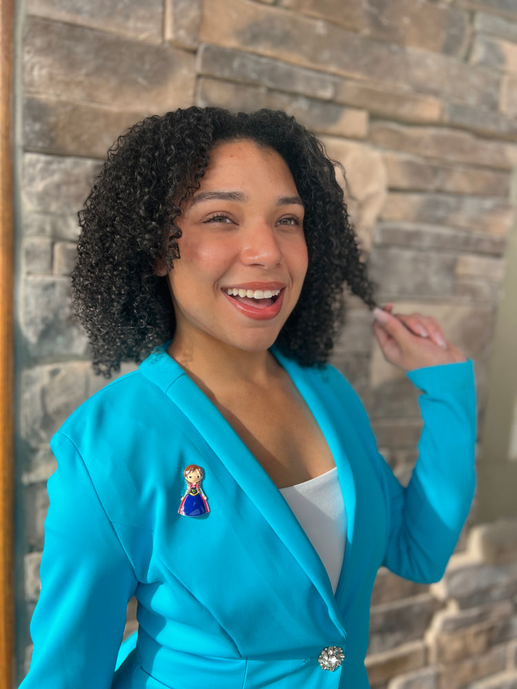 Sister Princess II | Magnetic Brooch Pin