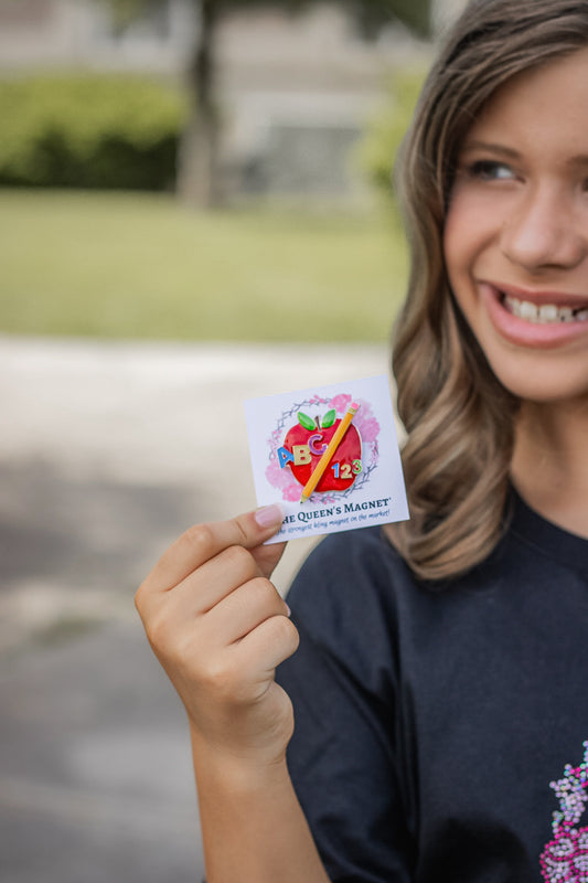 Teaching Queen | Magnetic Brooch Pin