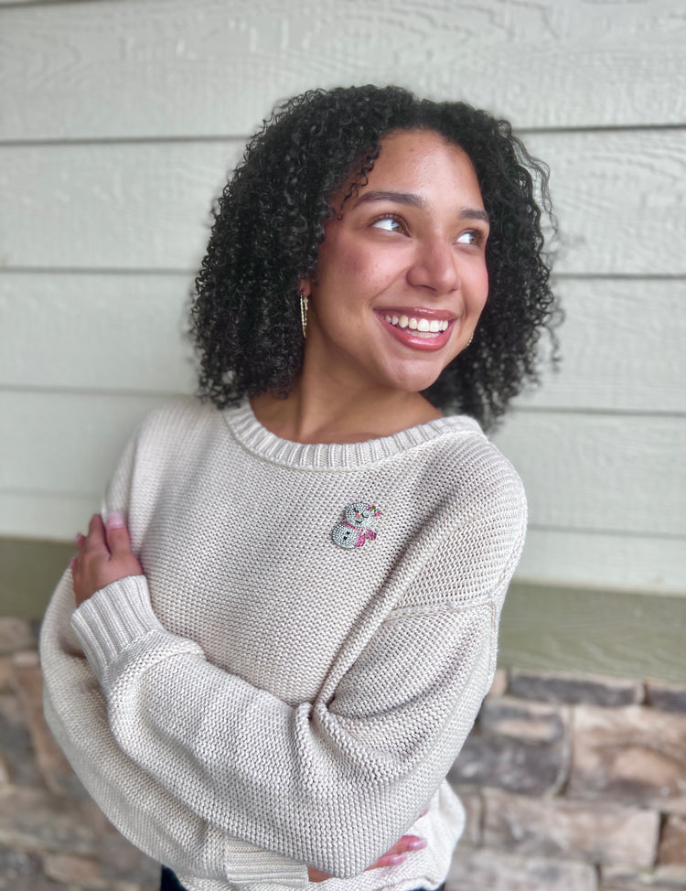 Lady of the Snow | Magnetic Brooch Pin