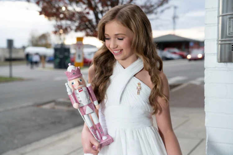 Nutcracker | Magnetic Brooch Pin