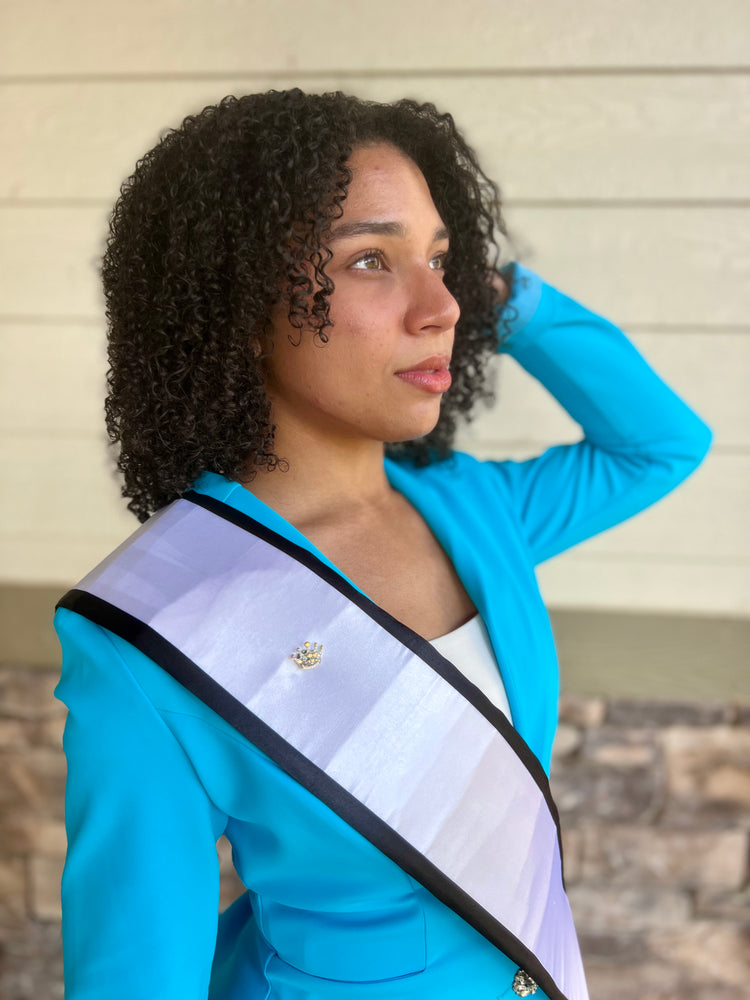 Crown Princess | Magnetic Brooch Pin