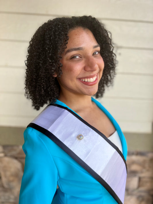 Antique Cushion | Magnetic Brooch Pin