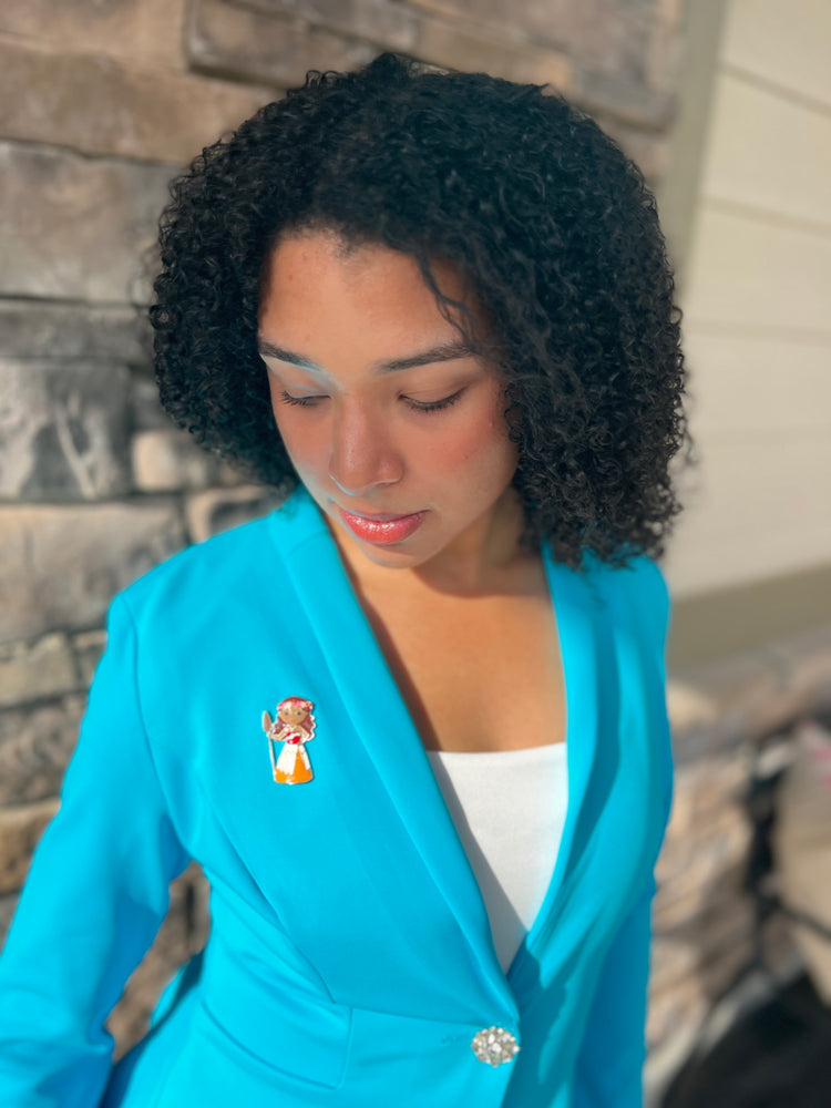 Island Princess II | Magnetic Brooch Pin