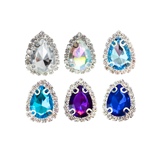 Water Drop Queen | Magnetic Brooch Pin